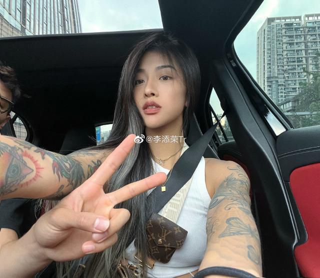 妈妈年轻的朋友2